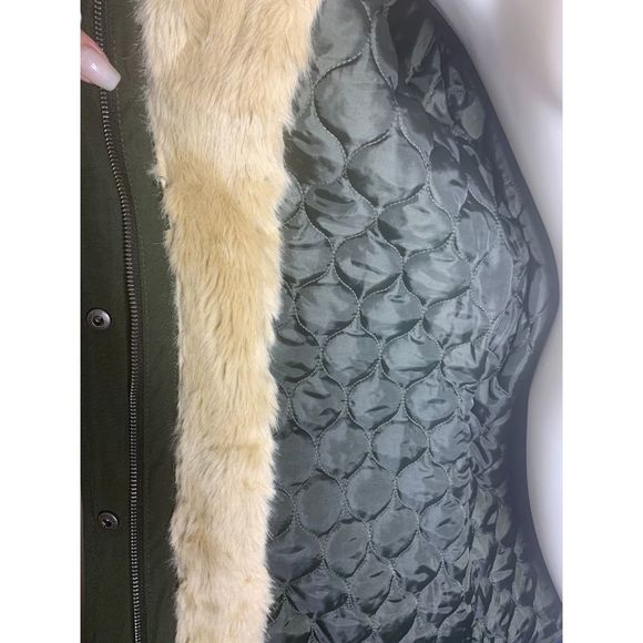 Levi's Arctic Heavyweight  Faux Fur Parka - Picture 6 of 8